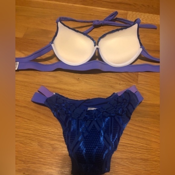TERES two piece bikini padded top purchased in Easter Europe royal blue - Picture 4 of 5